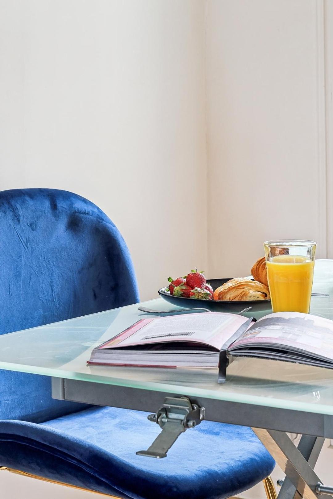 Bnbnook - Chic - Steps From Les Halles & The Louvre Appartement *